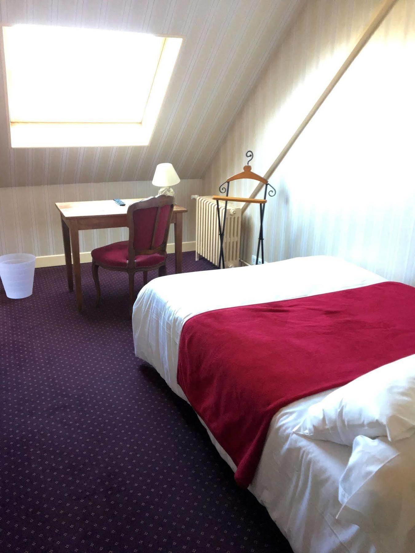 Hotel Rabelais Tours Exteriör bild